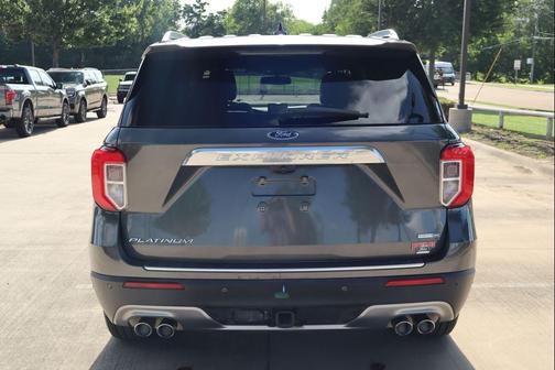MAGNETIC METALLIC 2020 Ford Explorer Platinum