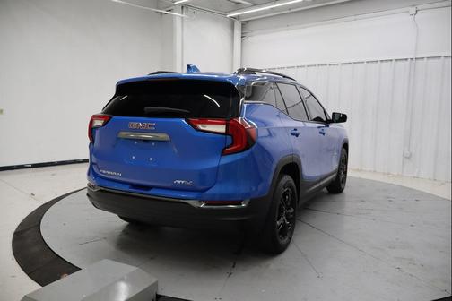 2024 GMC Terrain AWD AT4