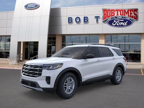 Space White Metallic 2026 Ford Explorer Active