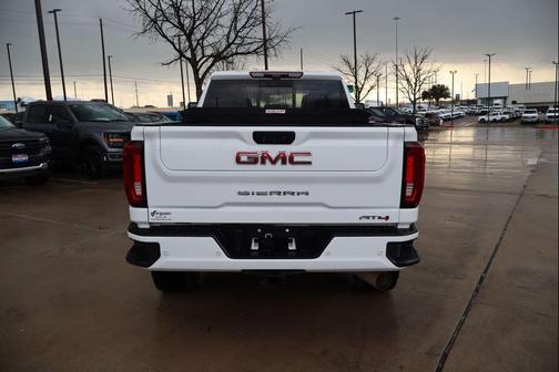 2021 GMC Sierra 2500 AT4