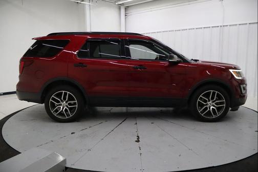 2017 Ford Explorer sport