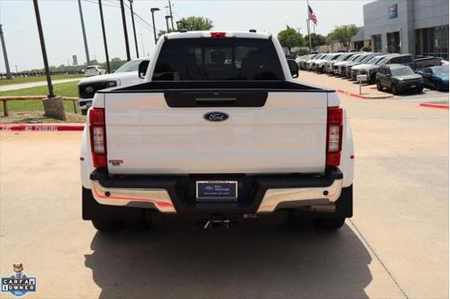 2022 Ford F-350 Lariat