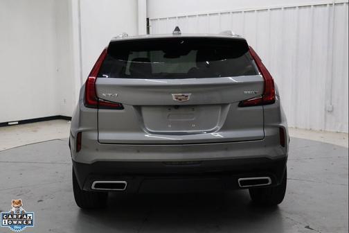 Argent Silver Metallic 2025 Cadillac XT4 Premium Luxury