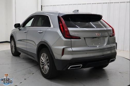 Argent Silver Metallic 2025 Cadillac XT4 Premium Luxury