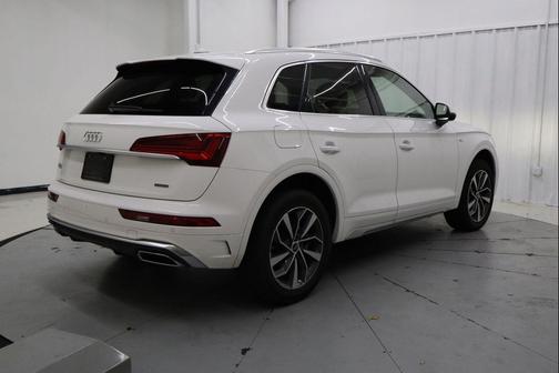 2023 Audi Q5 45 S line Premium Plus