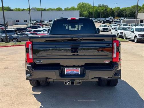 2025 Ford F-450 Platinum