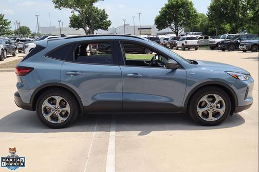 Vapor Blue Metallic 2025 Ford Escape ST-Line