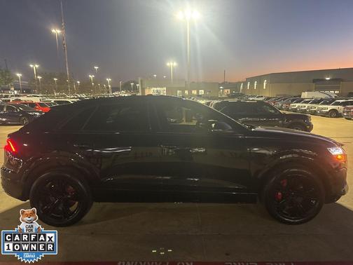 2022 Audi Q8 55 Premium