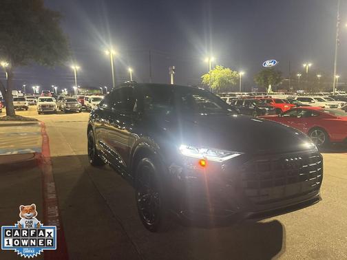 2022 Audi Q8 55 Premium