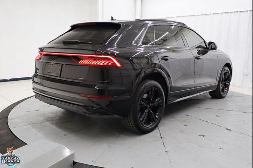 2022 Audi Q8 55 Premium