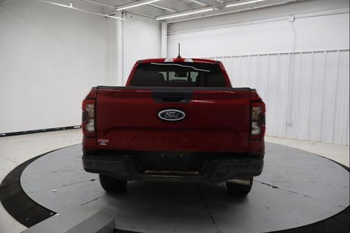 RUBY RED MET TNTD CLEARCOAT 2025 Ford Ranger XLT