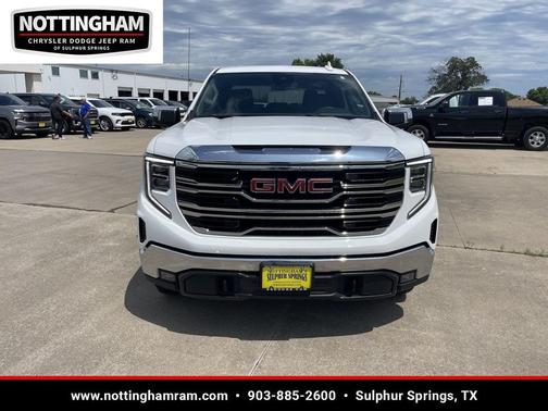 Summit White 2025 GMC Sierra 1500 SLT
