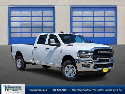 2026 RAM 2500 Tradesman Crew Cab 4x4 8' Box
