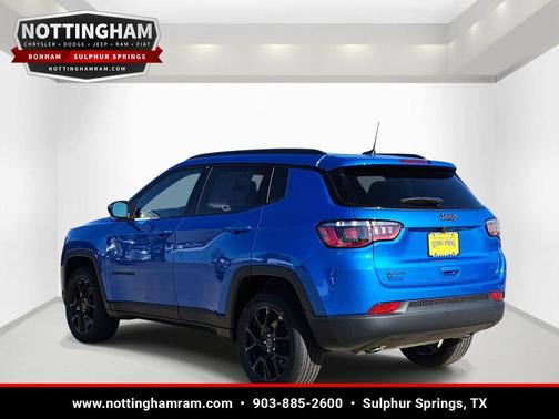 Hydro Blue Pearlcoat 2026 Jeep Compass Latitude