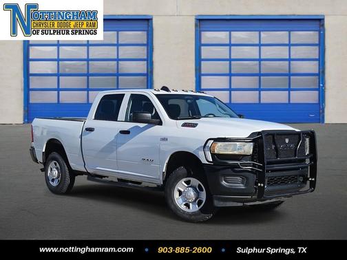2020 RAM 2500 Tradesman Crew Cab 4X4 6'4' Box