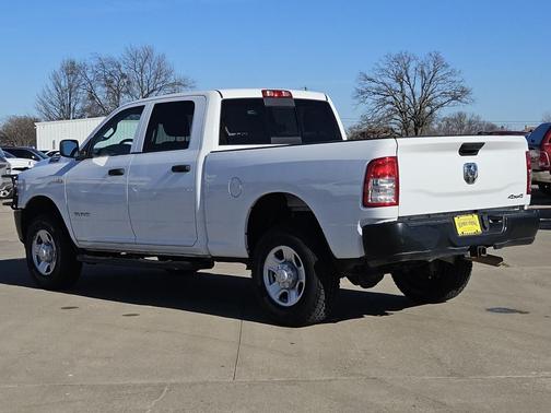 2020 RAM 2500 Tradesman Crew Cab 4X4 6'4' Box