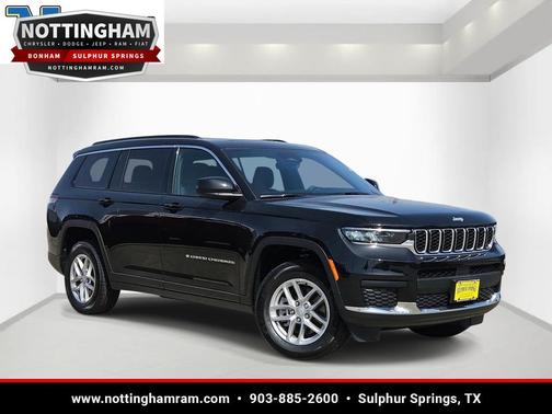 Diamond Black Crystal Pearlcoat 2025 Jeep Grand Cherokee L Laredo