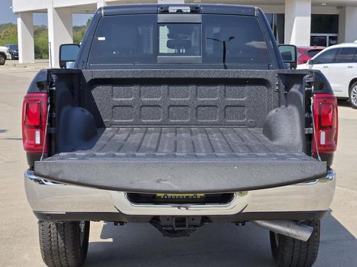 2026 RAM 2500 Laramie Crew Cab 4x4 6'4' Box