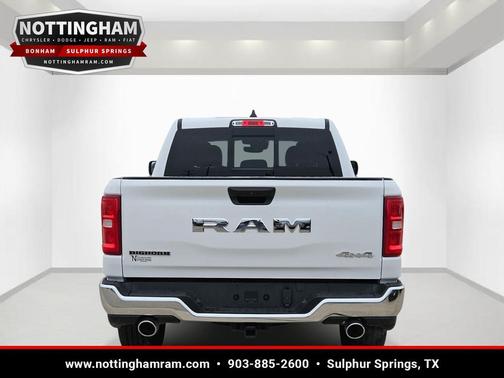 Bright White Clearcoat 2026 RAM 1500 Big Horn/Lone Star