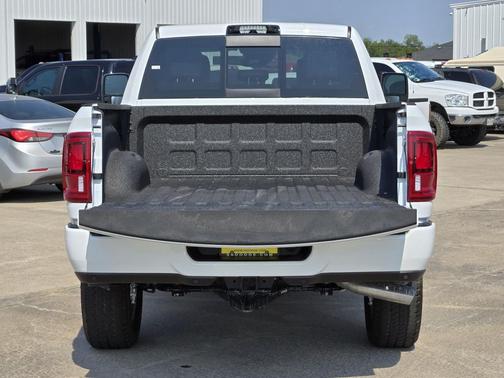 2026 RAM 2500 Laramie Crew Cab 4x4 6'4' Box