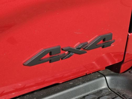 2026 RAM 2500 Black Express Crew Cab 4x4 6'4' Box