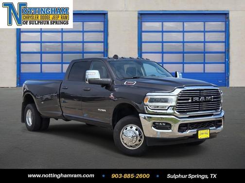 2024 RAM 3500 Laramie Crew Cab 4x4 8' Box