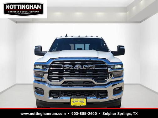 Bright White Clearcoat 2026 RAM 2500 Tradesman Crew Cab 4x4 6'4' Box