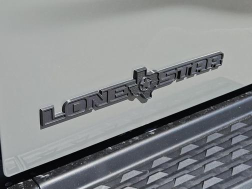 2026 RAM 2500 Lone Star Crew Cab 4x4 6'4' Box