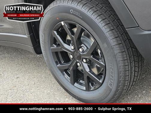 Baltic Gray Metallic Clearcoat 2026 Jeep Grand Cherokee L Altitude