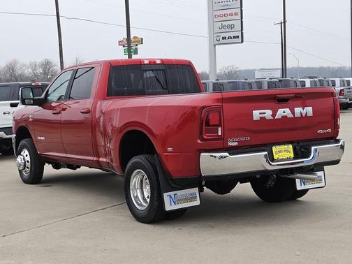 2026 RAM 3500 Laramie Crew Cab 4x4 8' Box