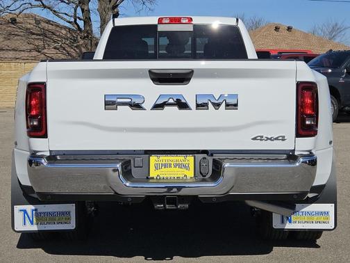 2026 RAM 3500 Tradesman Crew Cab 4x4 8' Box