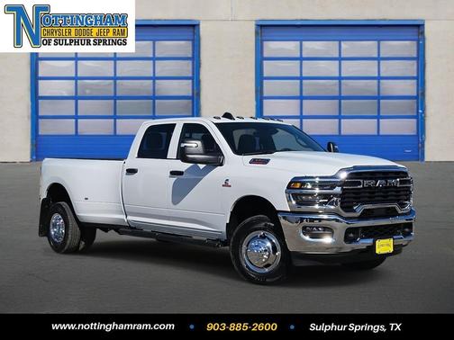2026 RAM 3500 Tradesman Crew Cab 4x4 8' Box