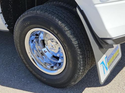 2026 RAM 3500 Tradesman Crew Cab 4x4 8' Box