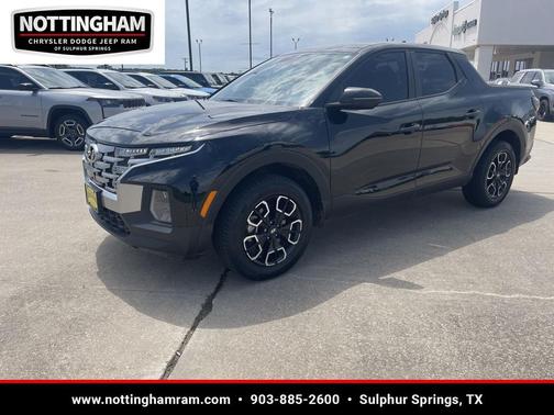 Phantom Black 2024 Hyundai SANTA CRUZ SEL