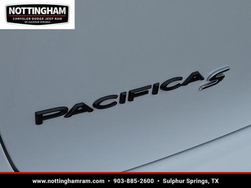 2026 Chrysler Pacifica L