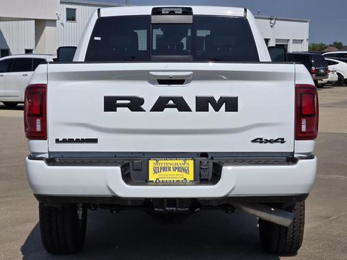 2026 RAM 2500 Laramie Crew Cab 4x4 6'4' Box