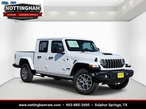 Bright White Clearcoat 2026 Jeep Gladiator Sport S