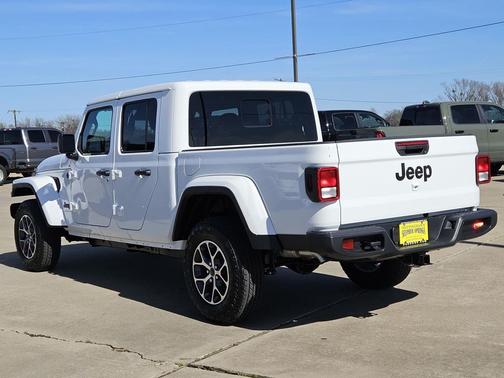 2026 Jeep Gladiator Sport S
