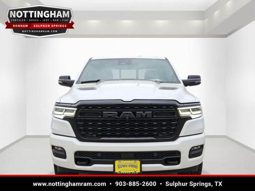 Ivory White Tri-Coat Pearlcoat 2026 RAM 1500 Limited