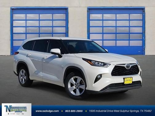 2020 Toyota Highlander LE