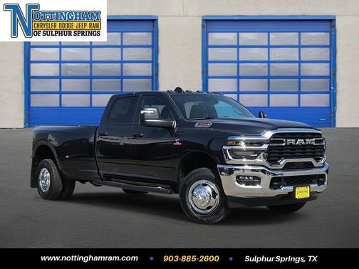 2026 RAM 3500 Tradesman Crew Cab 4x4 8' Box