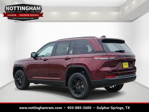 Velvet Red Pearlcoat 2026 Jeep Grand Cherokee Altitude