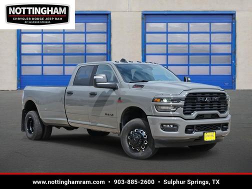 2026 RAM 3500 Lone Star Crew Cab 4x4 8' Box