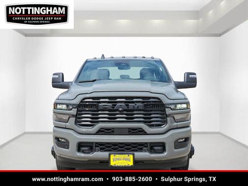 2026 RAM 3500 Lone Star Crew Cab 4x4 8' Box