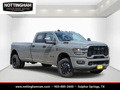 Ceramic Gray Clearcoat 2026 RAM 3500 Lone Star Crew Cab 4x4 8' Box