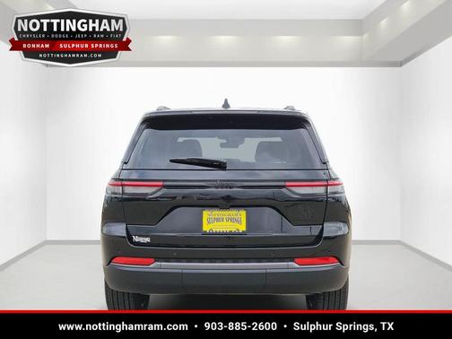 diamond black crystal pearlcoat 2026 Jeep Grand Cherokee Limited