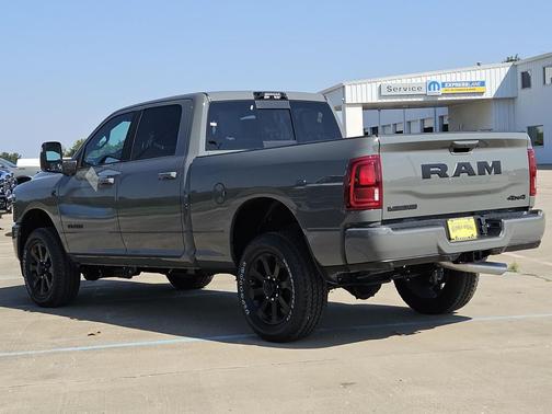 2026 RAM 2500 Laramie Crew Cab 4x4 6'4' Box