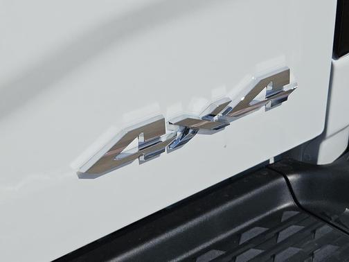 2026 RAM 2500 Tradesman Crew Cab 4x4 6'4' Box