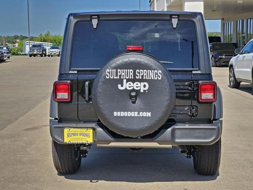 2025 Jeep Wrangler Sport S