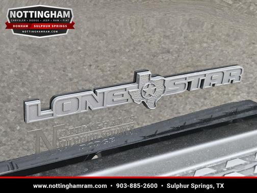 Diamond Black Crystal Pearlcoat 2026 RAM 2500 Lone Star Crew Cab 4x4 6'4' Box